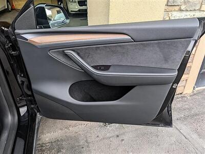 2023 Tesla Model Y Long Range   - Photo 29 - Bountiful, UT 84010