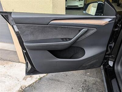 2023 Tesla Model Y Long Range   - Photo 18 - Bountiful, UT 84010