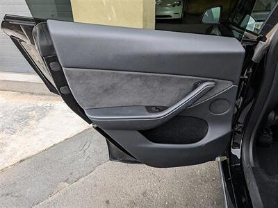 2023 Tesla Model Y Long Range   - Photo 24 - Bountiful, UT 84010