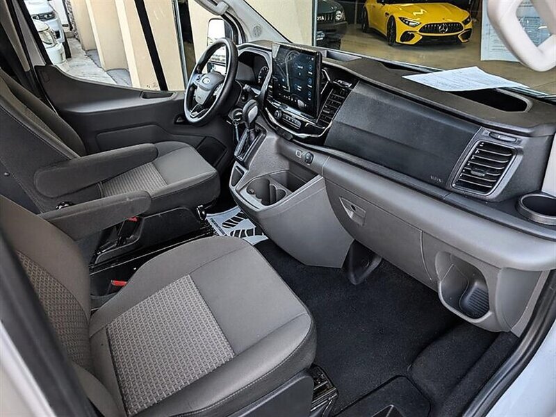 2024 Ford Transit 350 XLT 15-Passenger - Photo 4 - Bountiful, UT 84010