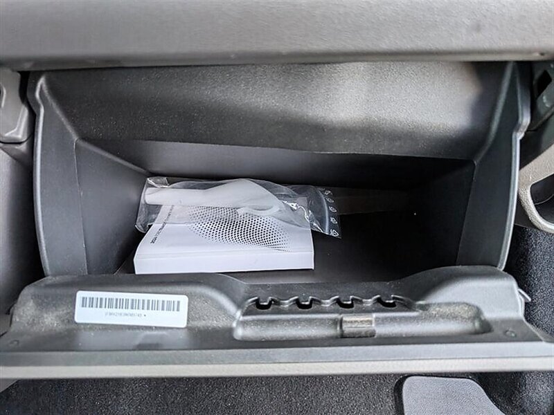 2024 Ford Transit 350 XLT 15-Passenger - Photo 30 - Bountiful, UT 84010
