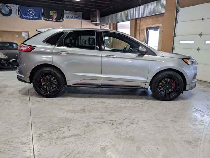 2020 Ford Edge ST - Photo 11 - Bountiful, UT 84010