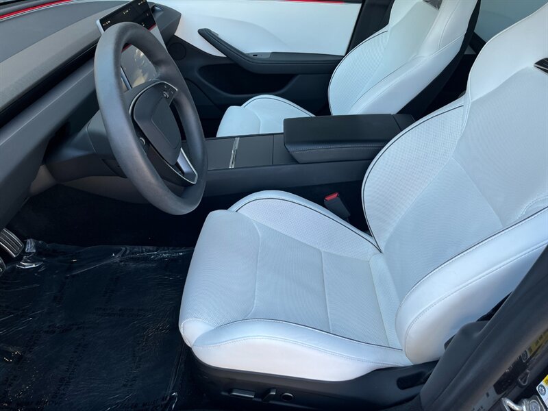2024 Tesla Model 3 Performance - Photo 9 - St. George, UT 84770-2625
