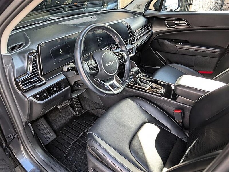2024 Kia Sportage EX - Photo 2 - Bountiful, UT 84010