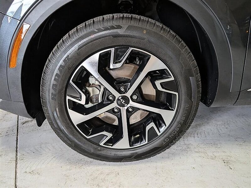 2024 Kia Sportage EX - Photo 15 - Bountiful, UT 84010