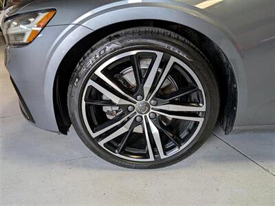 2019 Volvo S60 T5 R-Design   - Photo 15 - Bountiful, UT 84010