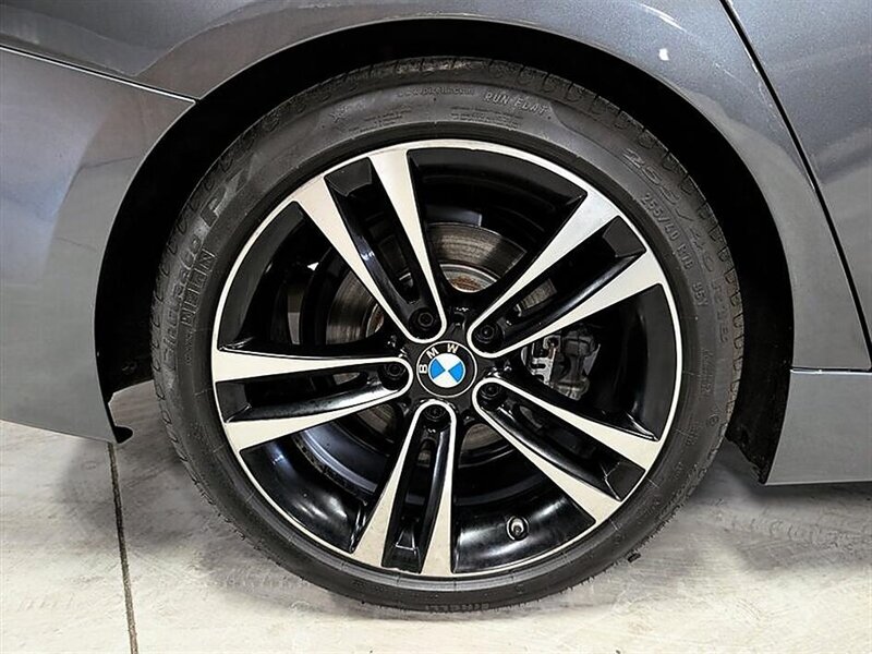 2018 BMW 330i - Photo 13 - Bountiful, UT 84010