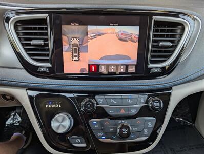 2021 Chrysler Pacifica Hybrid Touring L   - Photo 22 - Bountiful, UT 84010