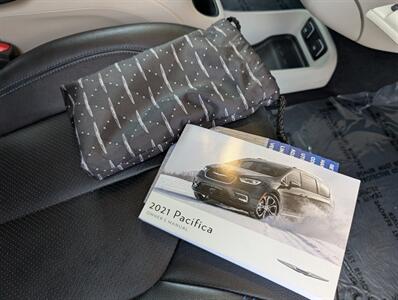 2021 Chrysler Pacifica Hybrid Touring L   - Photo 30 - Bountiful, UT 84010