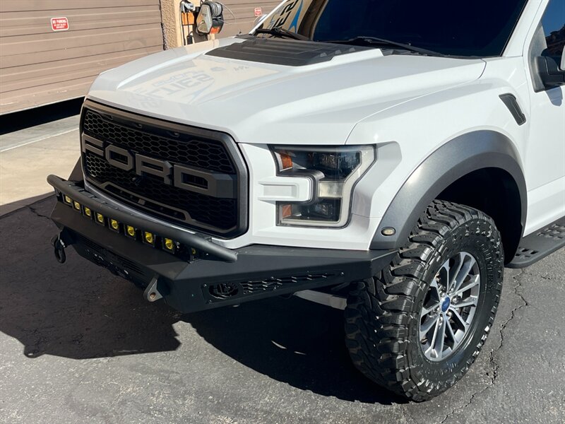 2018 Ford F-150 Raptor - Photo 12 - St. George, UT 84770-2625