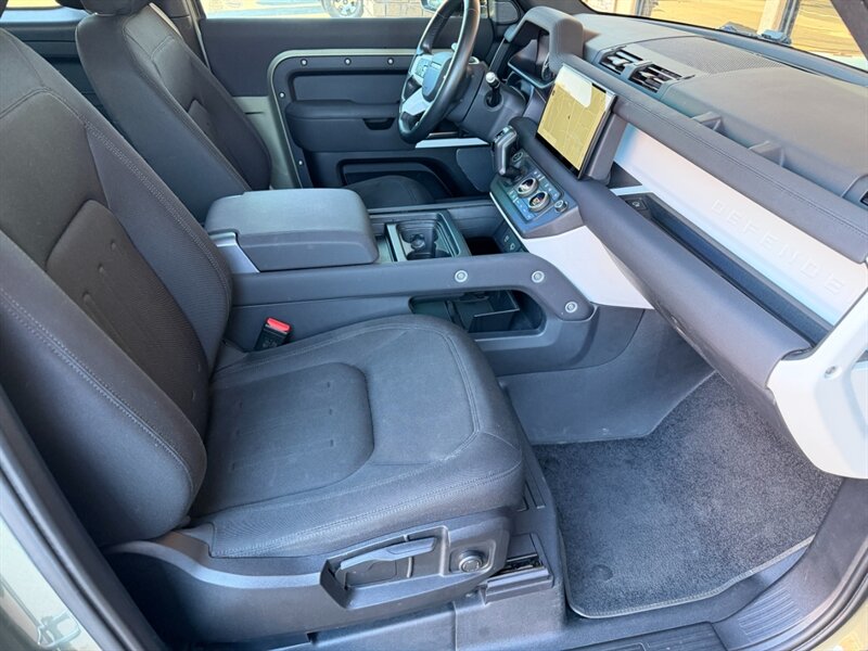 2022 Land Rover Defender 90 Standard - Photo 13 - St. George, UT 84770-2625