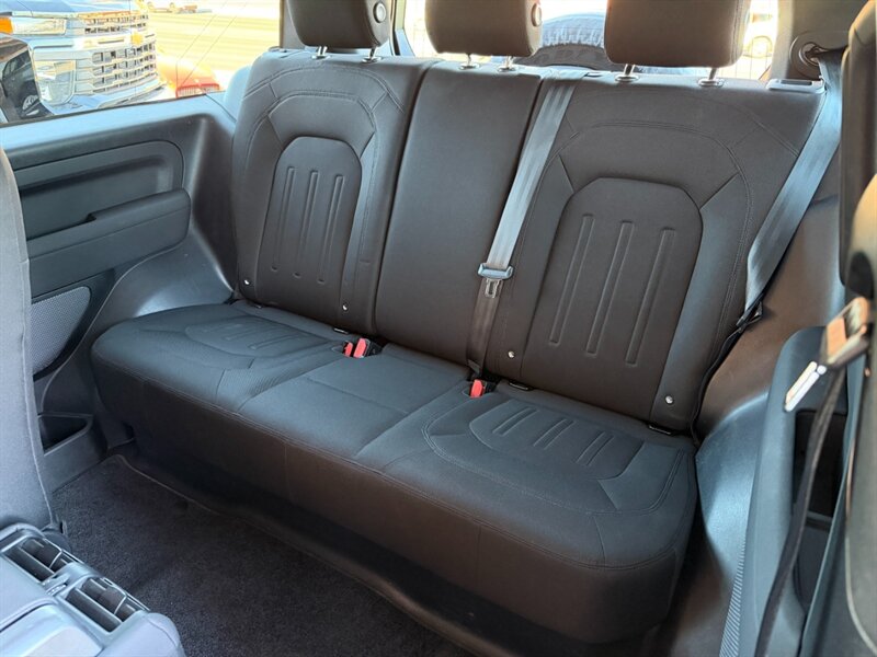 2022 Land Rover Defender 90 Standard - Photo 11 - St. George, UT 84770-2625