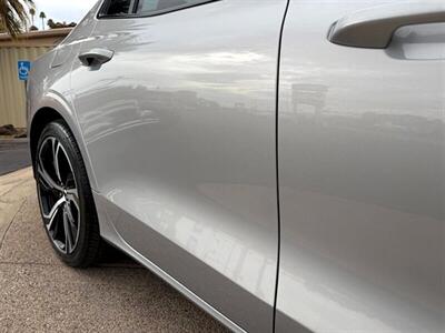2024 Volvo S60 B5 Plus Dark Theme   - Photo 29 - Bountiful, UT 84010