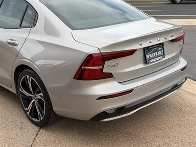 2024 Volvo S60 B5 Plus Dark Theme   - Photo 14 - St. George, UT 84770-2625