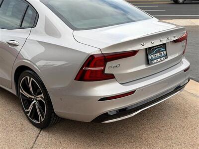 2024 Volvo S60 B5 Plus Dark Theme   - Photo 14 - Bountiful, UT 84010