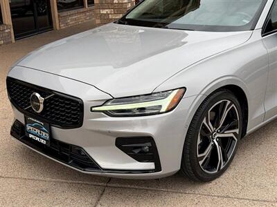 2024 Volvo S60 B5 Plus Dark Theme   - Photo 12 - Bountiful, UT 84010