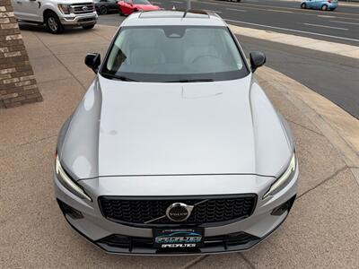2024 Volvo S60 B5 Plus Dark Theme   - Photo 19 - St. George, UT 84770-2625