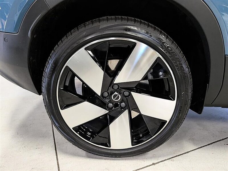 2023 Volvo C40 Recharge Twin Ultimate - Photo 13 - Bountiful, UT 84010