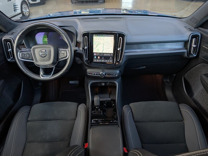 2023 Volvo C40 Recharge Twin Ultimate - Photo 3 - Bountiful, UT 84010
