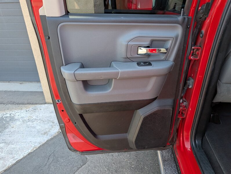 2015 RAM 1500 SLT - Photo 26 - Bountiful, UT 84010