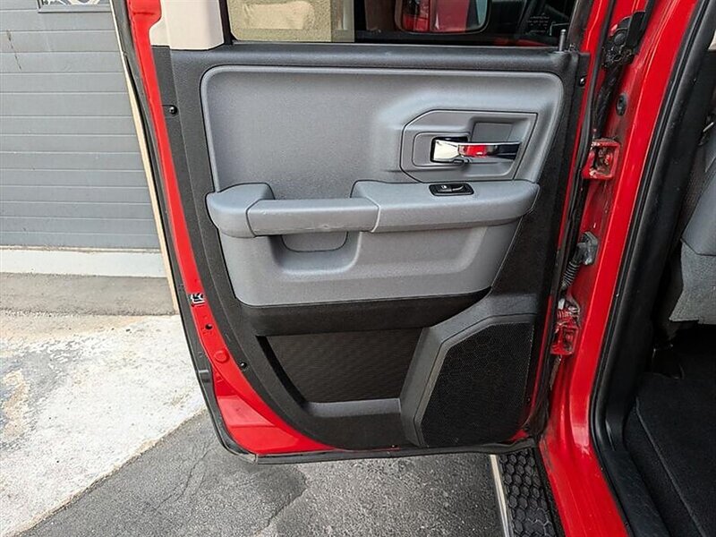 2015 RAM 1500 SLT - Photo 27 - Bountiful, UT 84010