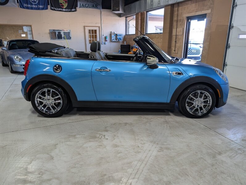 2016 MINI Cooper S Convertible - Photo 10 - Bountiful, UT 84010