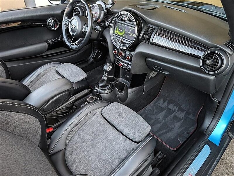 2016 MINI Cooper S Convertible - Photo 4 - Bountiful, UT 84010