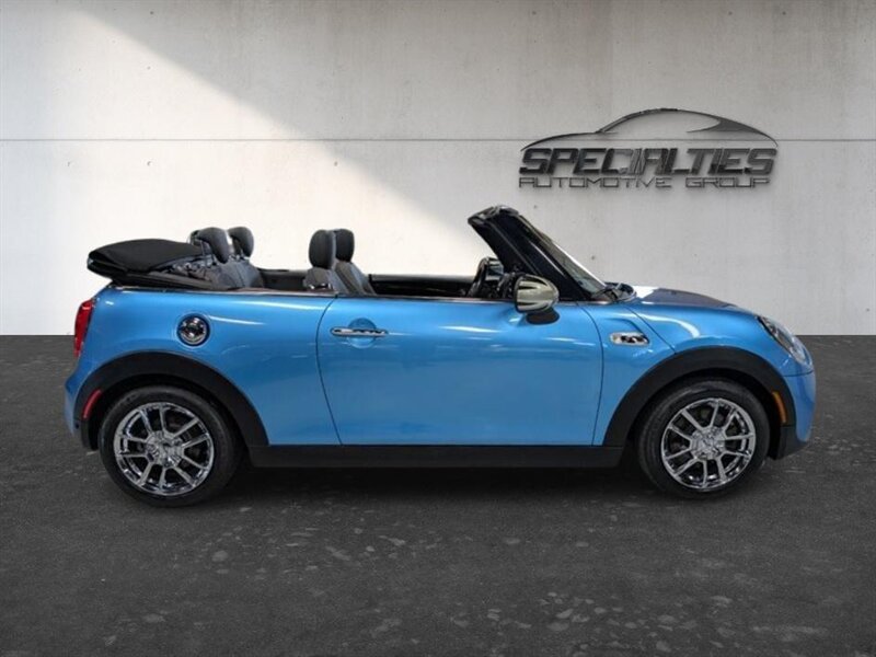 2016 MINI Cooper S Convertible - Photo 11 - Bountiful, UT 84010