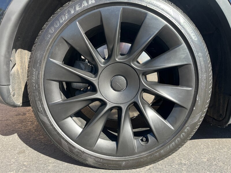2022 Tesla Model Y Long Range - Photo 36 - St. George, UT 84770-2625