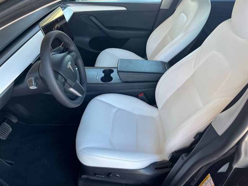 2022 Tesla Model Y Long Range - Photo 9 - St. George, UT 84770-2625