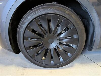 2021 Tesla Model Y Long Range  w/ Acceleration Boost - Photo 15 - Bountiful, UT 84010