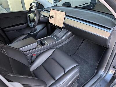 2021 Tesla Model Y Long Range w/ Acceleration Boost - Photo 4 - Bountiful, UT 84010