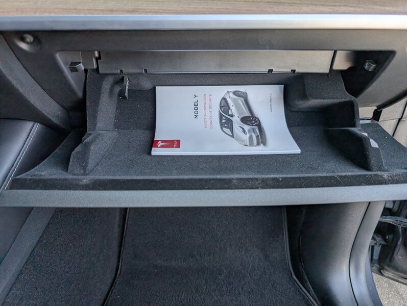 2021 Tesla Model Y Long Range w/ Acceleration Boost - Photo 31 - Bountiful, UT 84010