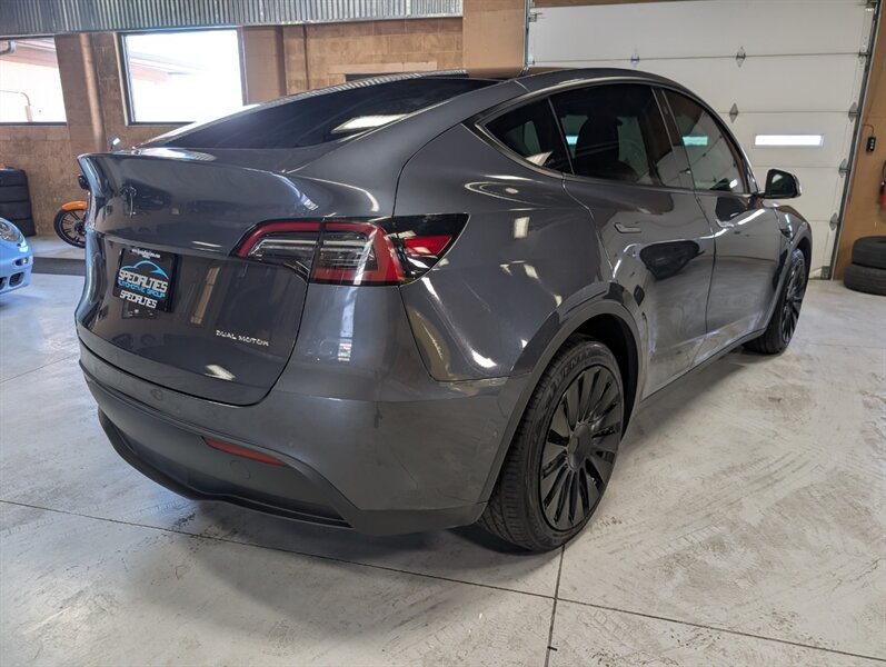2021 Tesla Model Y Long Range w/ Acceleration Boost - Photo 10 - Bountiful, UT 84010