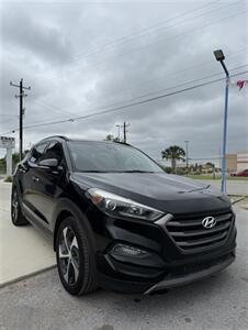 2016 Hyundai TUCSON Limited   - Photo 2 - Donna, TX 78537