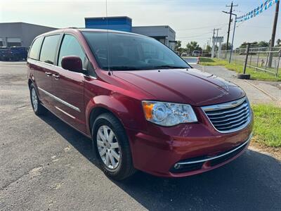 2014 Chrysler Town and Country Touring   - Photo 2 - Donna, TX 78537