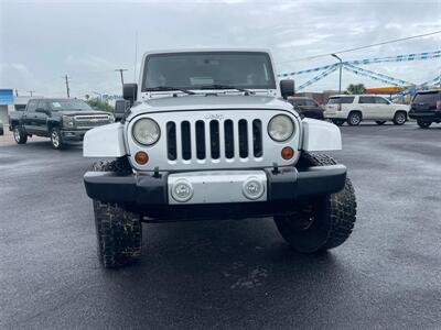 2012 Jeep Wrangler Unlimited Sahara   - Photo 2 - Donna, TX 78537