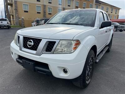 2015 Nissan Frontier Desert Runner   - Photo 2 - Donna, TX 78537