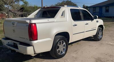 2008 Cadillac Escalade EXT   - Photo 3 - Weslaco, TX 78599