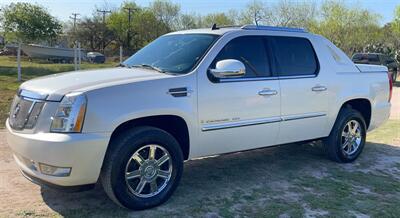 2008 Cadillac Escalade EXT   - Photo 2 - Weslaco, TX 78599