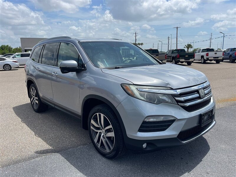2017 Honda Pilot Touring   - Photo 1 - Donna, TX 78537