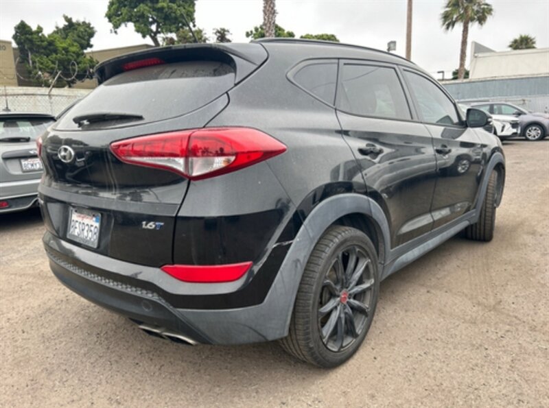 2017 Hyundai Tucson Night photo 6