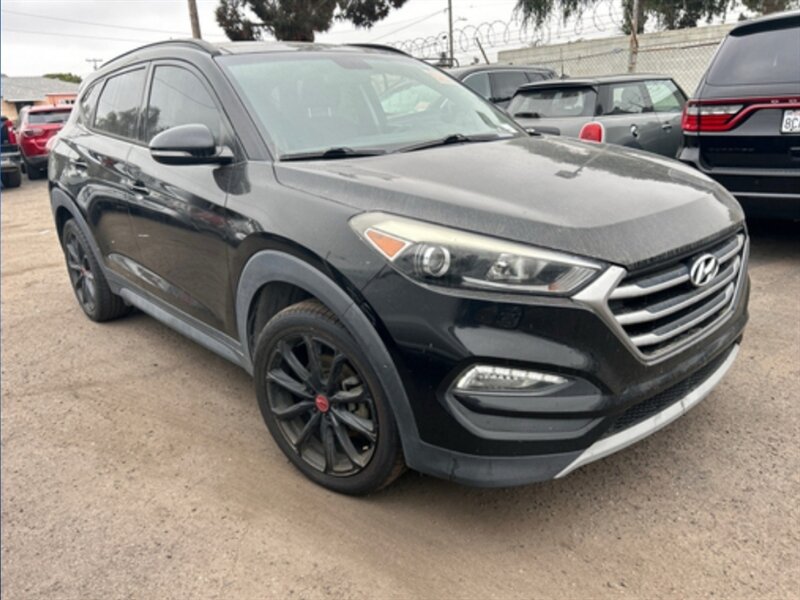 2017 Hyundai Tucson Night photo 9