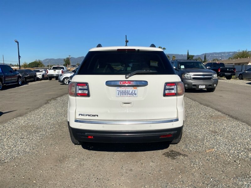 2015 GMC Acadia SLE1 photo 12