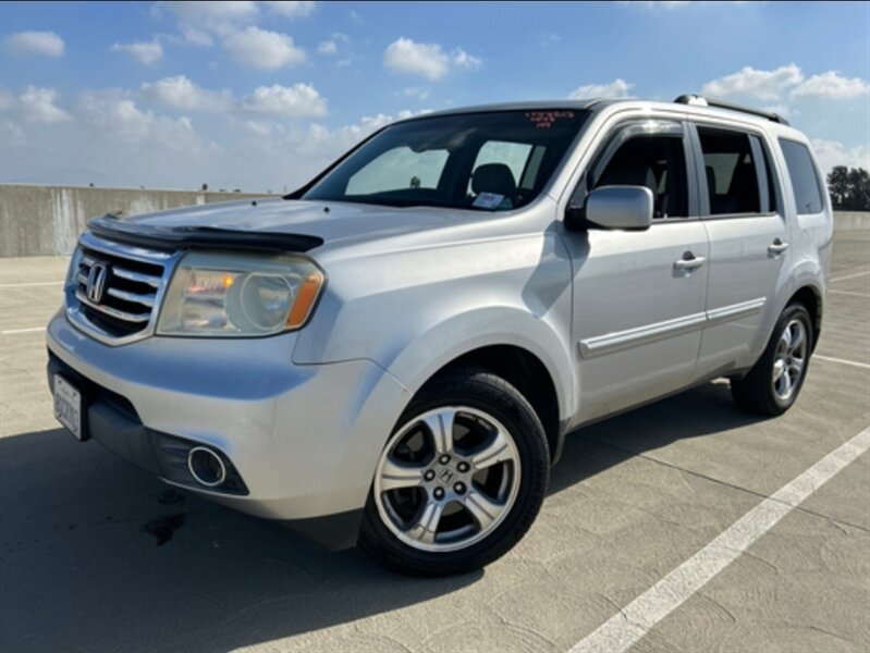 2011 Honda Pilot LX - Photo 1 - Bell, CA 90201