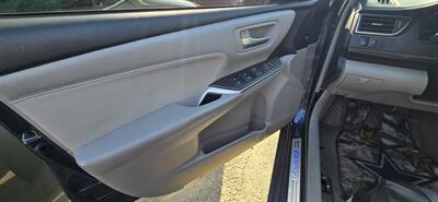 2015 Toyota Camry XLE V6   - Photo 7 - Bell, CA 90201