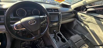2015 Toyota Camry XLE V6   - Photo 9 - Bell, CA 90201