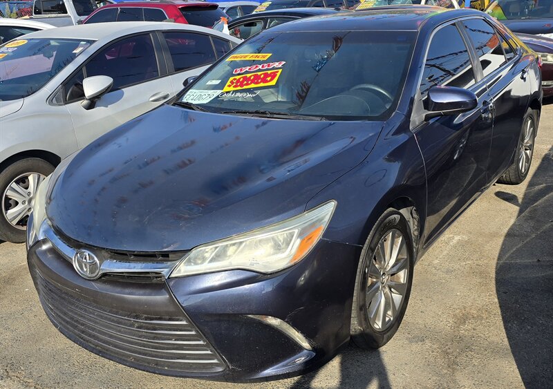 2015 Toyota Camry XLE V6 - Photo 1 - Bell, CA 90201
