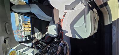 2015 Jeep Renegade Latitude   - Photo 8 - Bell, CA 90201