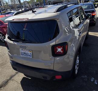 2015 Jeep Renegade Latitude   - Photo 6 - Bell, CA 90201